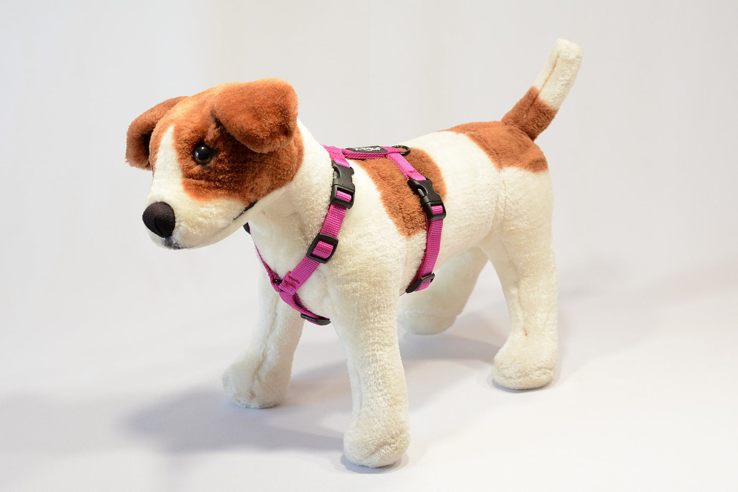 Oprsnica XXS fuksija s črno zaponko